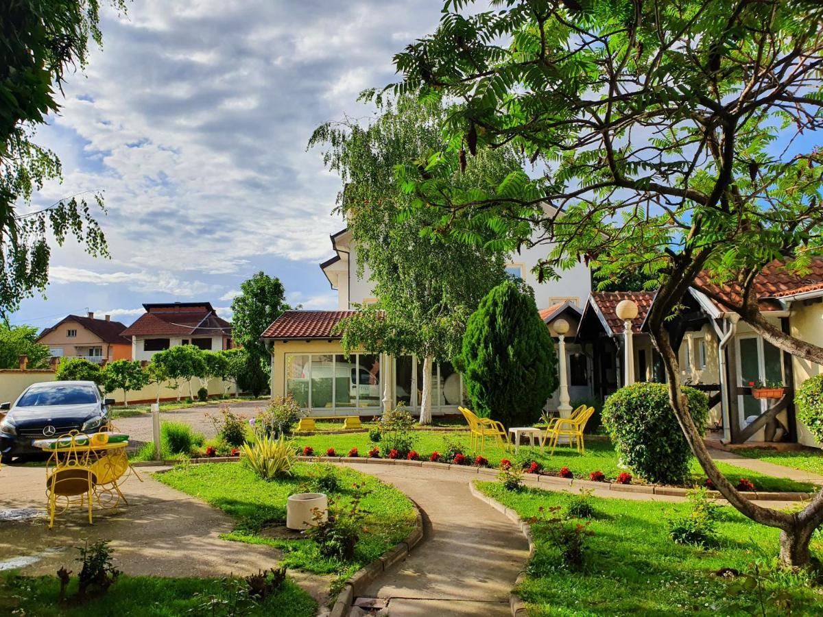 Motel Zoka Dvorovi Экстерьер фото