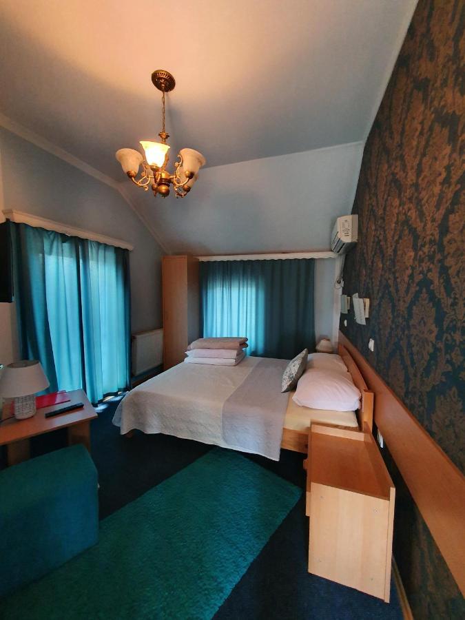 Motel Zoka Dvorovi Экстерьер фото