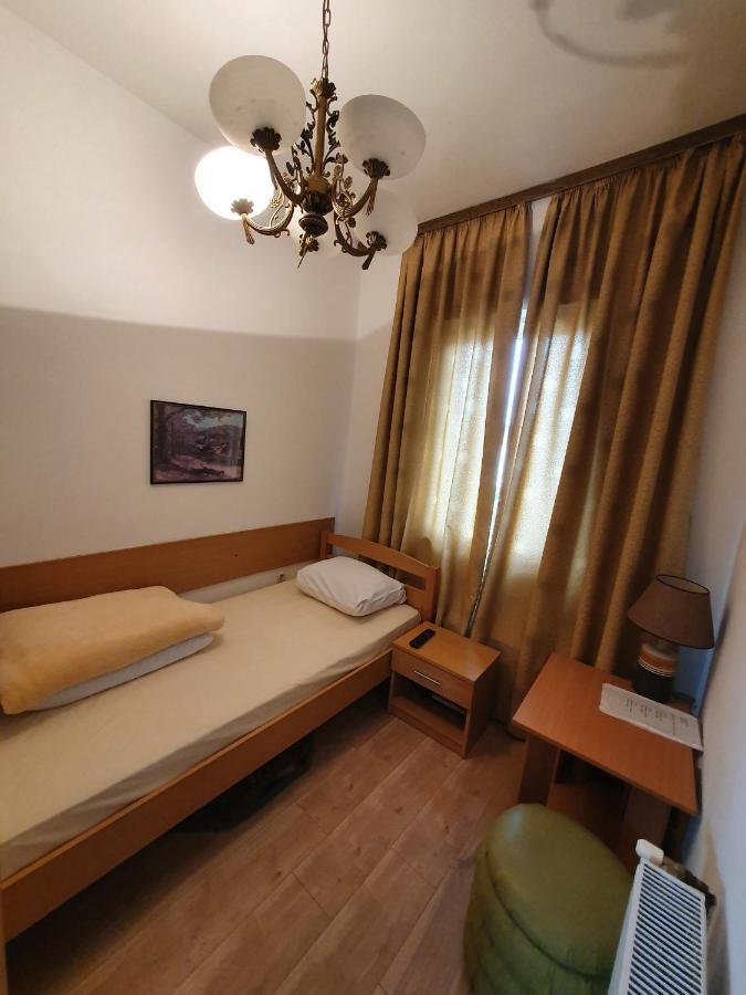 Motel Zoka Dvorovi Экстерьер фото