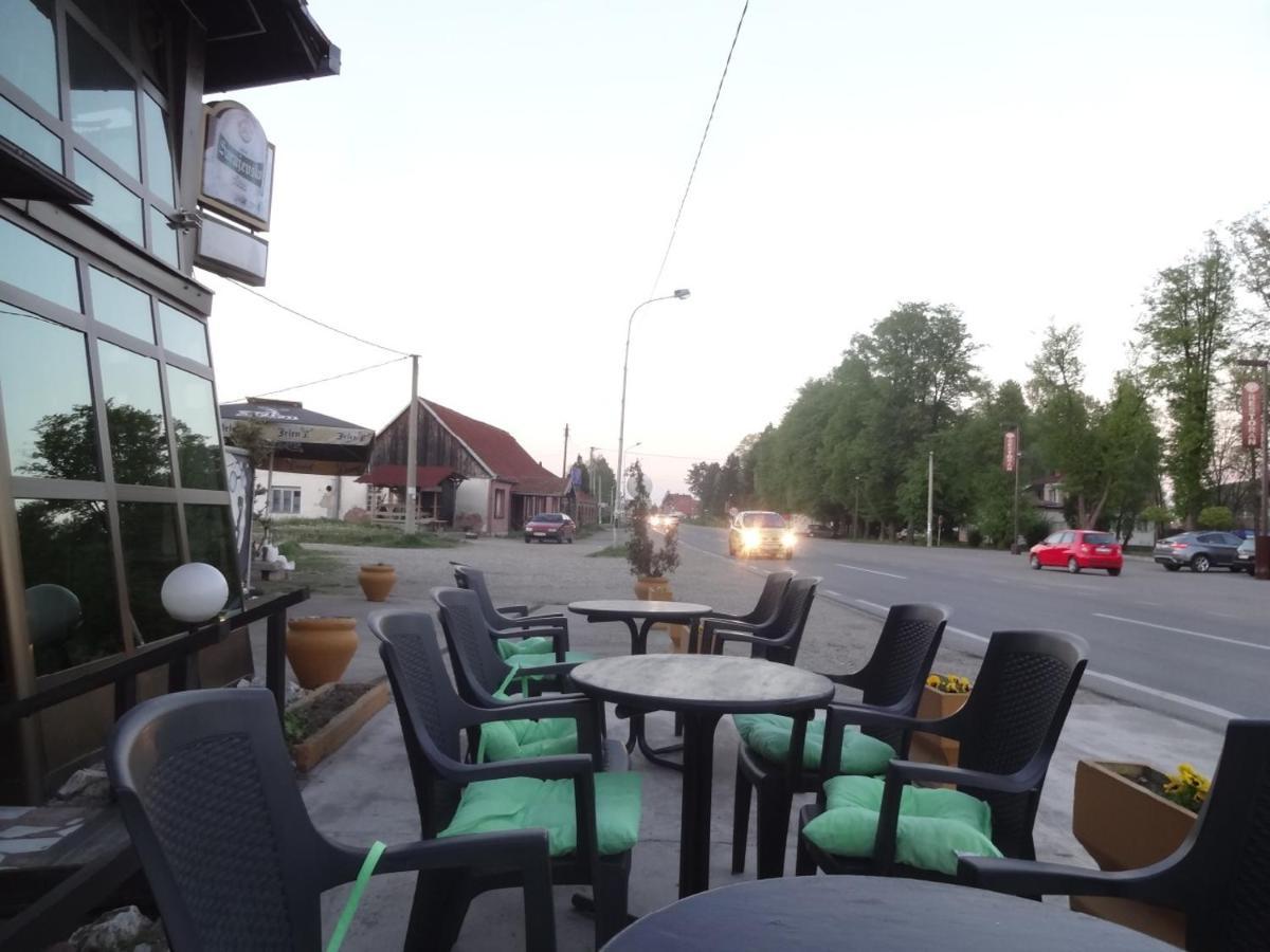Motel Zoka Dvorovi Экстерьер фото